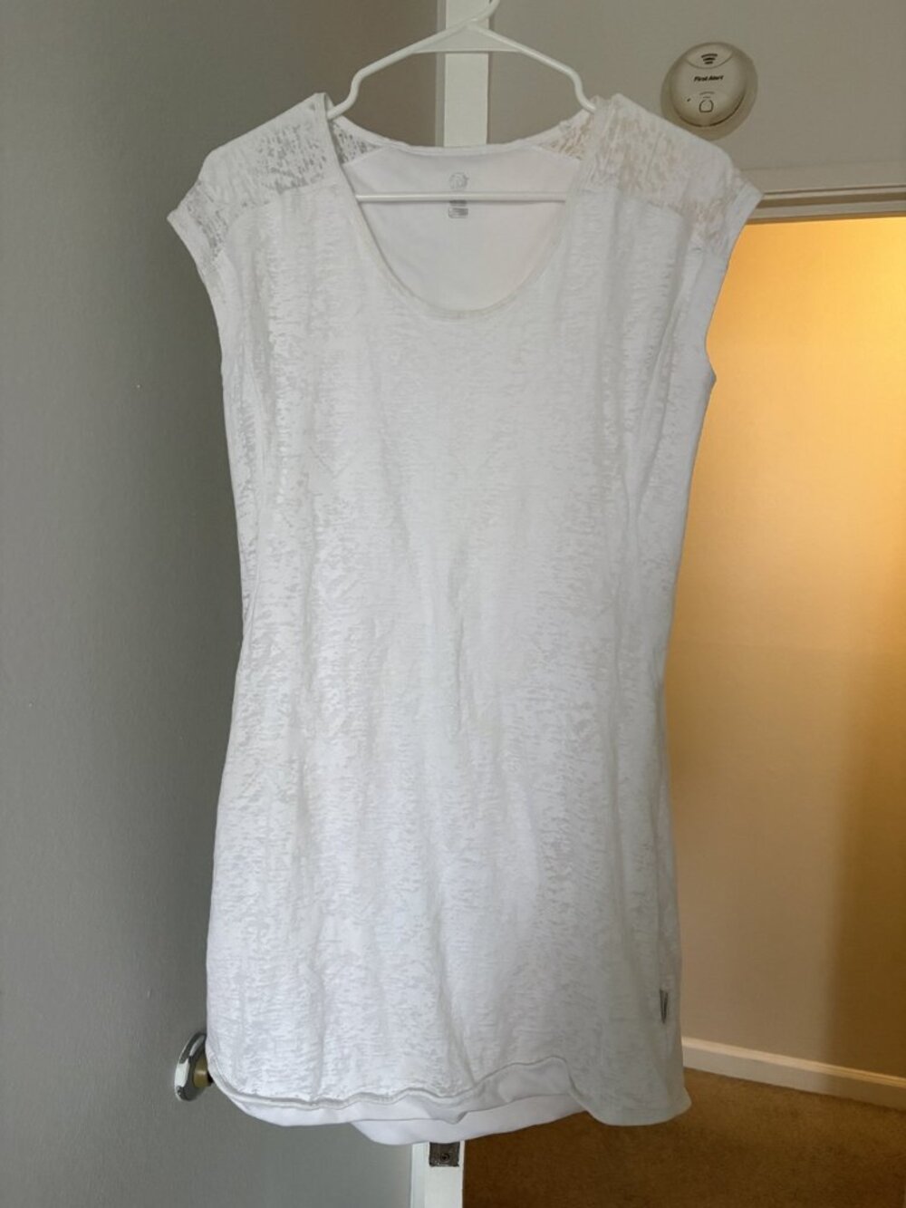 Merrell White Burnout Layered Dress Womens M Cap Sleeve Athletic Casual